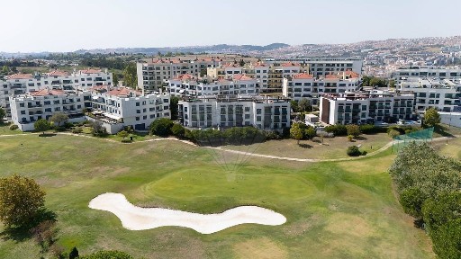 Apartamento T3 à venda na Rua H1 da Quinta dos Alcoutins