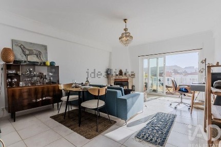 Apartamento T2 à venda na Santa Cruz
