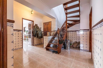 Apartamento T3 à venda na Estrada de Pinheiros