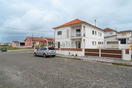 Apartamento T2 à venda na Rua do Sol