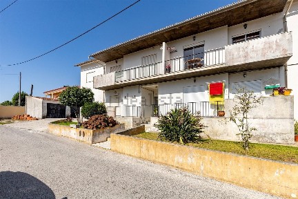 Apartamento T1 à venda na Rua das Covas, 86