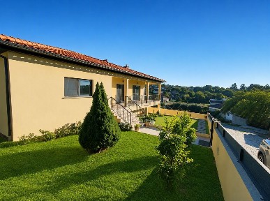 Moradia independente à venda em Barreiros e Cepões