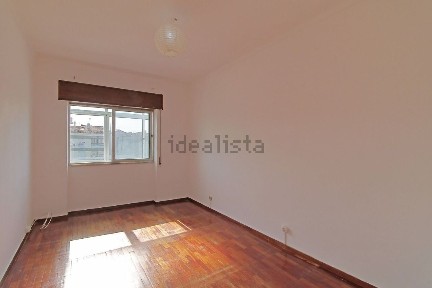 Apartamento T3 à venda no Vale da Amoreira