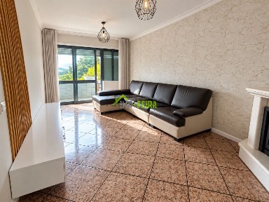 Apartamento T2 à venda em Arrifana