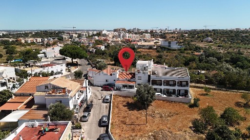 Moradia em banda à venda no Beco do Lavrador, 10