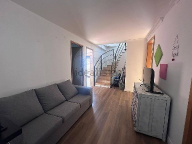 Apartamento T4 à venda no Caminho Ribeiro de Flandres