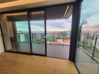 Apartamento T2 à venda na Ajuda - Amparo - Piornais