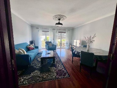 Apartamento T3 à venda em Peniche