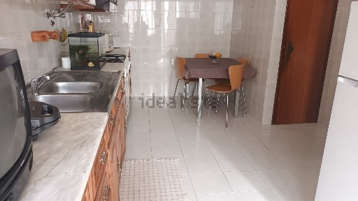 Apartamento T2 à venda na Rua Central, 13 b