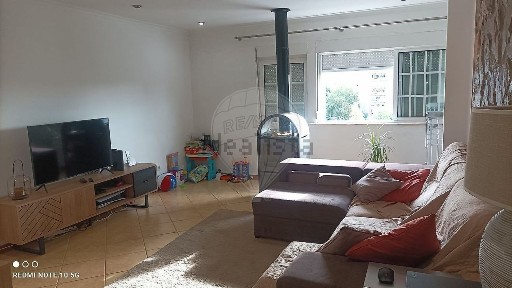 Apartamento T2 à venda na Rua São Pedro de Alcântara