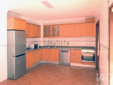 Apartamento T2 à venda em Vila de Cucujães