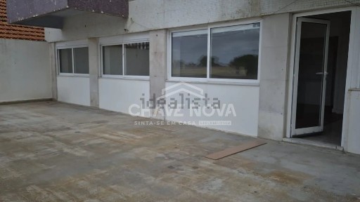 Arrendamento de apartamento T2 na Avenida Luísa Todi