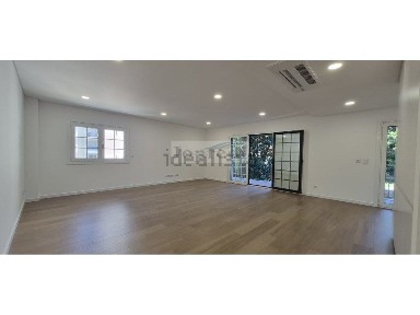 Arrendamento de apartamento T2 na Rua Alemanha