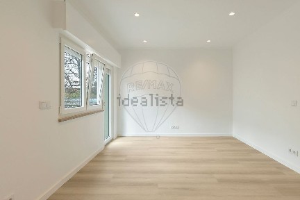 Arrendamento de apartamento T2 na Rua José da Purificação Chaves