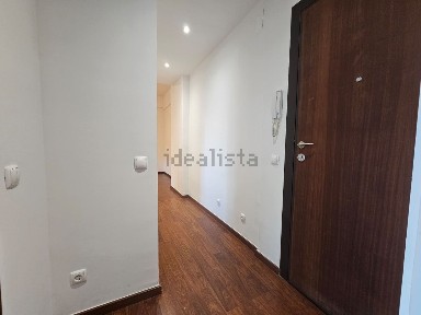Arrendamento de apartamento T2 na Rua da Venezuela