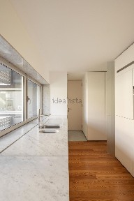Arrendamento de apartamento T3 na Avenida Visconde de Valmor, 16