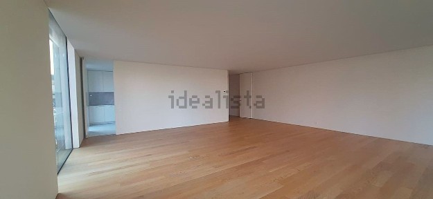 Arrendamento de apartamento T3 na Avenida 25 de Abril
