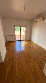 Arrendamento de apartamento T3 em Santo António dos Cavaleiros e Frielas
