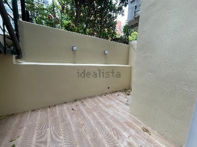 Arrendamento de apartamento T2 na Rua Oliveira Martins, 3