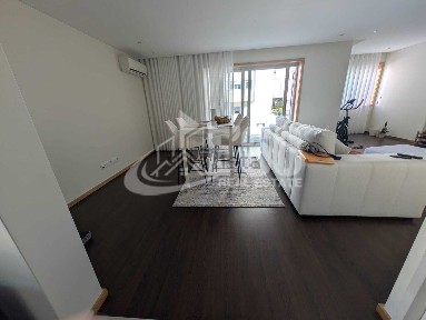 Arrendamento de apartamento T3 na Cidade de Santa Maria da Feira