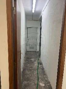 Arrendamento de armazém em Sacavém e Prior Velho