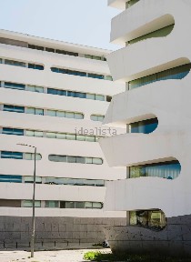 Apartamento T0 à venda na Rua João Allen