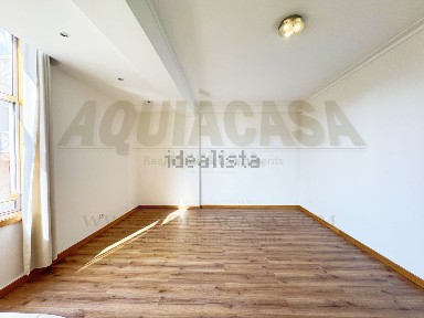 Apartamento T3 à venda na Santos Pousada