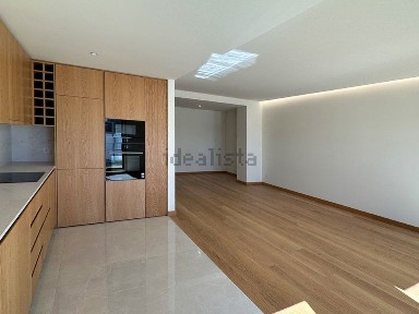 Apartamento T2 à venda na Bonjardim - Fontinha