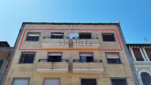 Apartamento T0 à venda na Rua de Santa Catarina, 435
