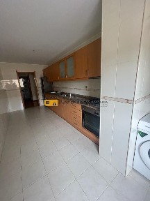 Apartamento T2 à venda na Valbom
