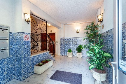 Arrendamento de apartamento T2 na Rua Teófilo Lopes Constantino, 29