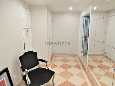 Arrendamento de apartamento T2 na Rua Augusto Macedo