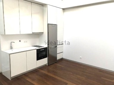 Arrendamento de apartamento T0 na Rua da Bandeira