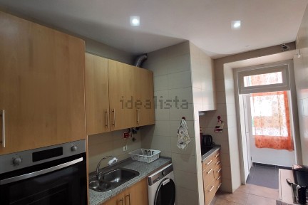 Apartamento T7 à venda na Rua Francisco Sanches