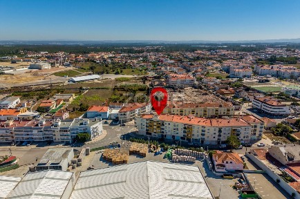 Apartamento T3 à venda na Rua Dom João Pereira Venâncio, 223