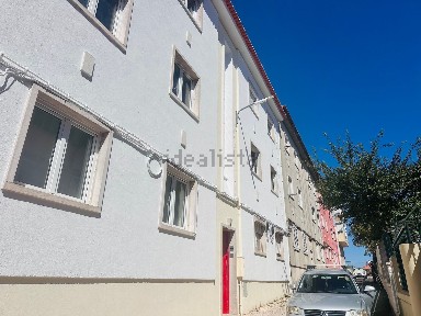 Apartamento T2 à venda na Rua de Goa, vendas novas, 3