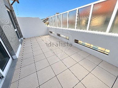 Arrendamento de apartamento T2 na Rua dos Vanzeleres