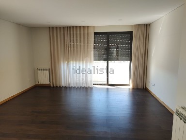 Arrendamento de apartamento T2 em Carolina Michaelis