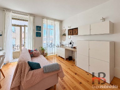 Arrendamento de apartamento T1 em Praça da República