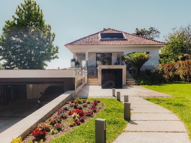 Moradia independente à venda em São Miguel de Souto