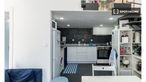 Arrendamento de apartamento T1 na Rua De Augusto Gil