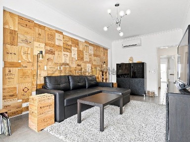 Apartamento T2 à venda na Avenida Francisco Sá Carneiro, 5