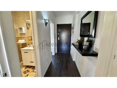 Apartamento T1 à venda na Rua da Eira