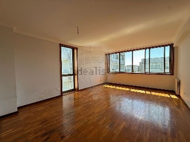 Apartamento T2 à venda em Moreira