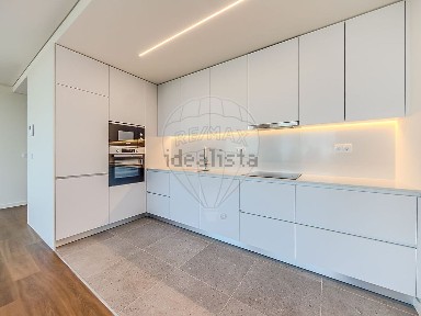 Apartamento T1 à venda em Castêlo da Maia
