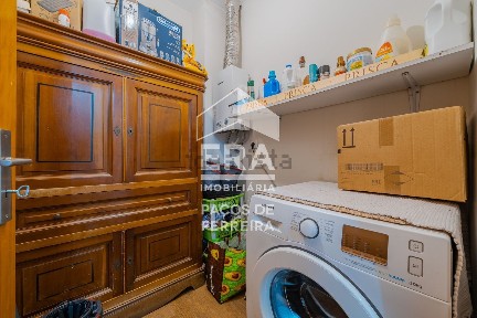 Apartamento T3 à venda no Largo do Cô