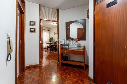 Apartamento T3 à venda na Rua Matinho s/n