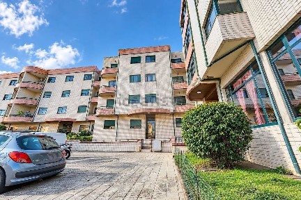 Apartamento T2 à venda na Rua Nova de Perlinhas