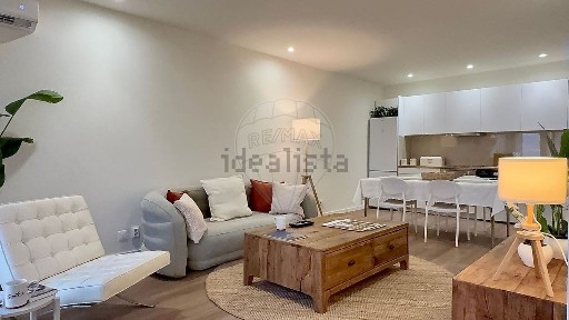 Apartamento T1 à venda na Avenida Dom Afonso Henriques