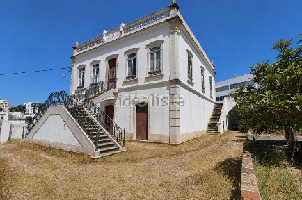 Palácio à venda na Rua Joaquim Farracha s/n